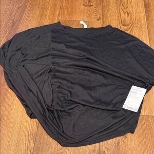 Athleta Black Dolman Tee size Medium NWT